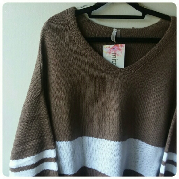 BELL SLEEVE MOCHA SWEATER!🍁 - Picture 3 of 7